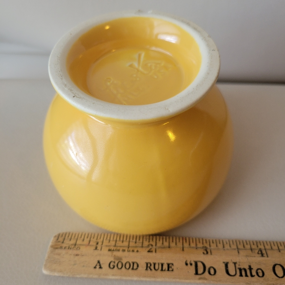 Vintage Fiesta Yellow Marmalade (?) Bowl (no lid) - Picture 8 of 13